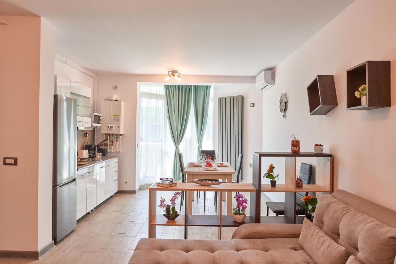 Rubic Apartment Spa N Pool Beach Resort Navodari Exterior photo